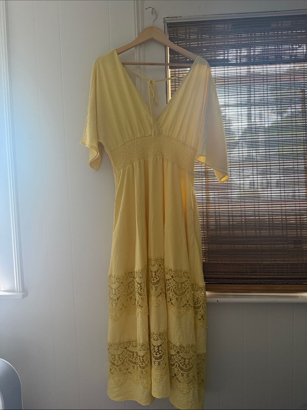 Yellow V-Neck Lace Midi Dress